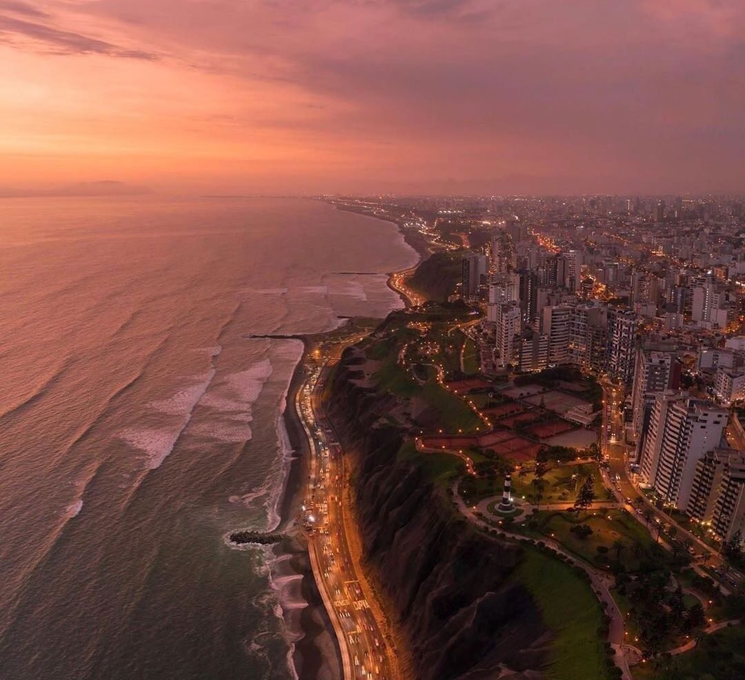 Lima: Ciudad de Reyes y viajeros