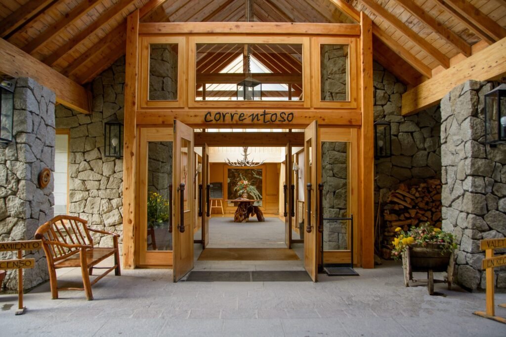 Correntoso Lake & River Hotel