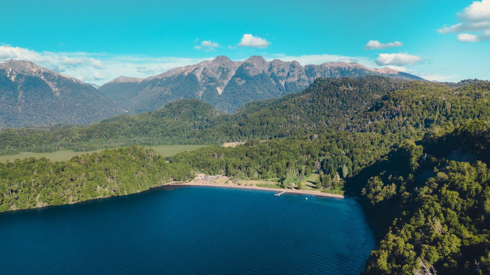 5 Razones Para Visitar el Lago Espejo