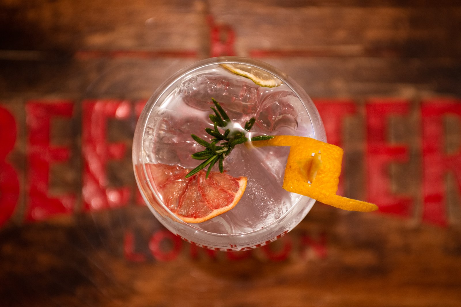 Gin&Tonic Beefeater y Pinchos de Reconquista Bar